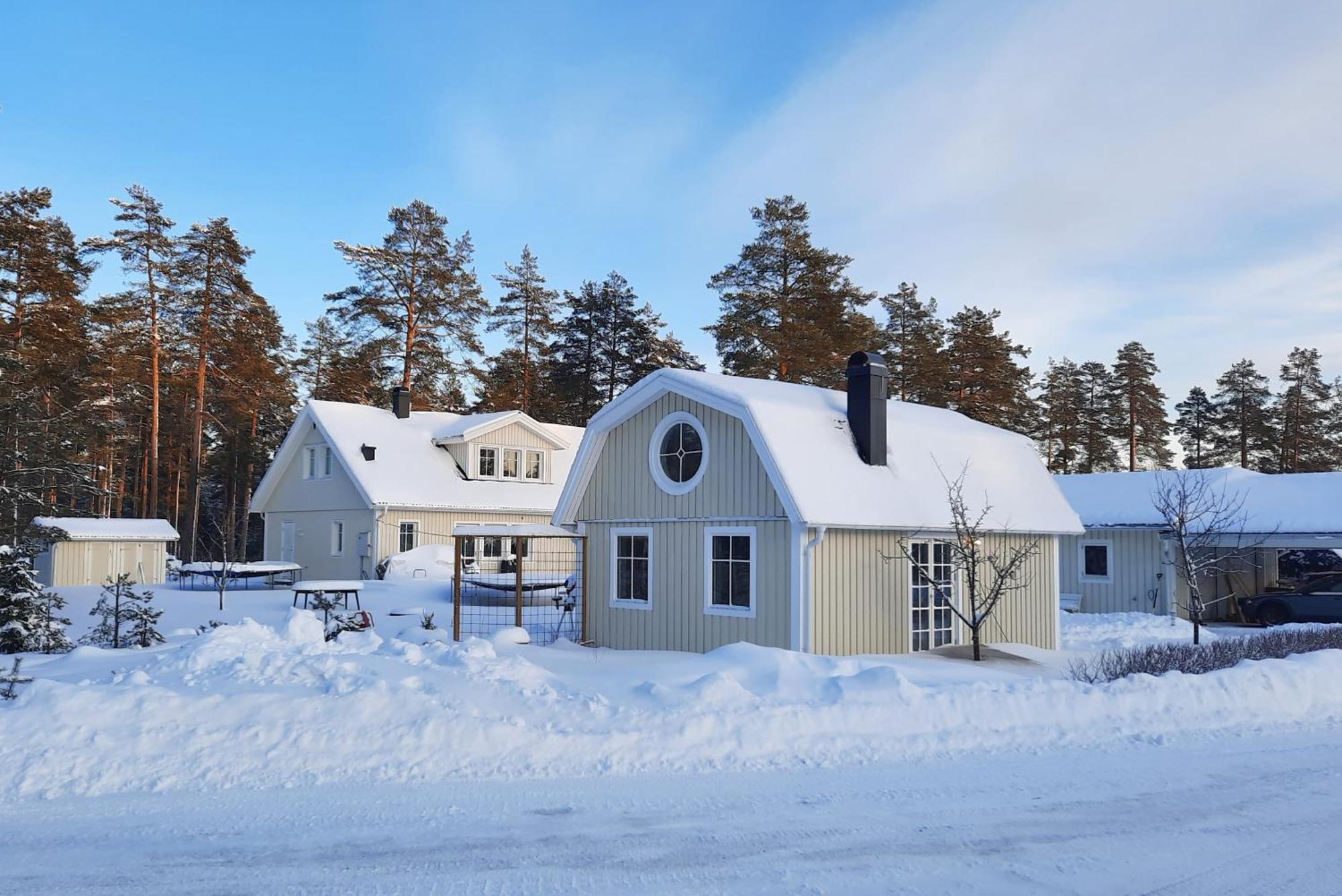 Charmigt Hus Och Mysigt Boende! Hudiksvall Luaran gambar